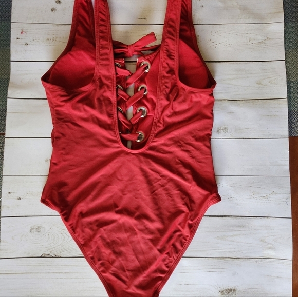 Cabana Del Sol Red Lace-Up High Cut One Piece Swimsuit Size Small - Picture 2 of 7